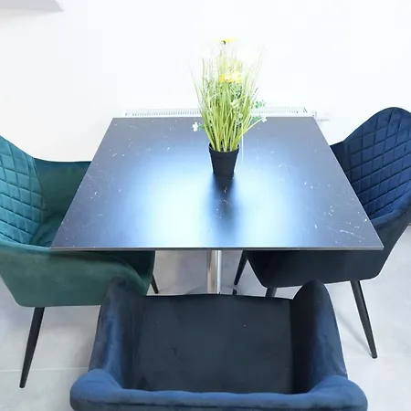 Апартаменты Luxury - Ib - Gemuetliches Нойвид